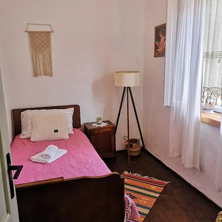 Apartment Cosy 4bedrooms House Ruska -