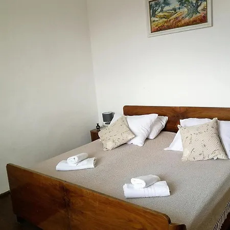Apartment Cosy 4bedrooms House Ruska -