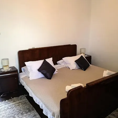 Apartment Cosy 4bedrooms House Ruska -