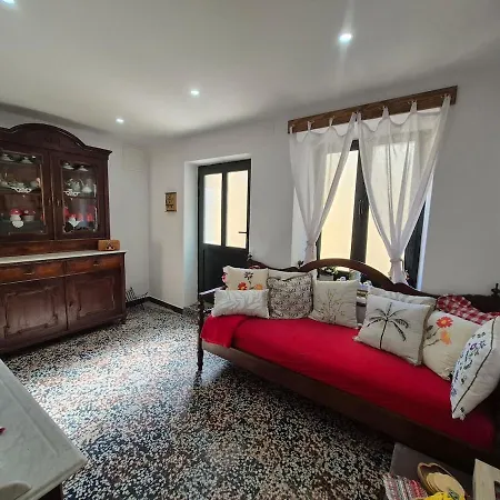 Apartamento Cosy 4bedrooms House Ruska -
